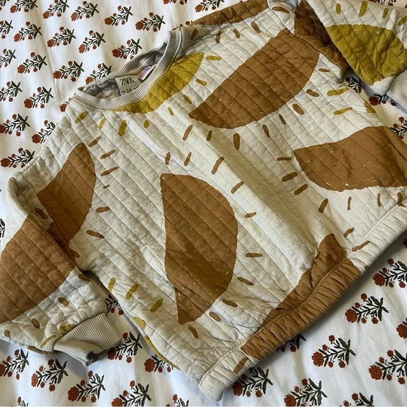 Zara Kids Quilted Easy Fit Sun Block Print Sweatshirt 2-3 Years - Picture 3 of 5